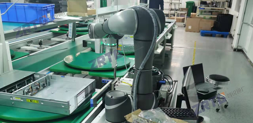 在线式服务器主板打螺丝 在线式服务器主板打螺丝